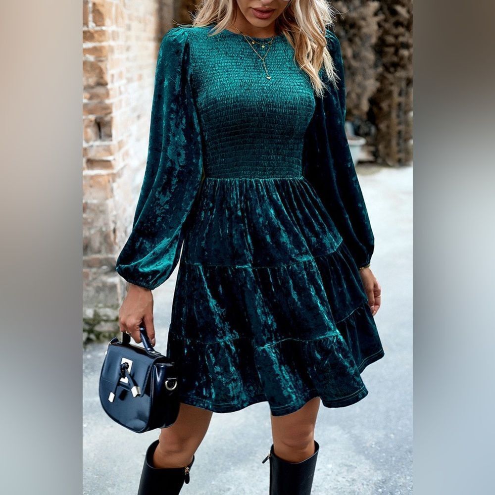 Smocked Round Neck Balloon Sleeve Velvet Mini Dress Teal​